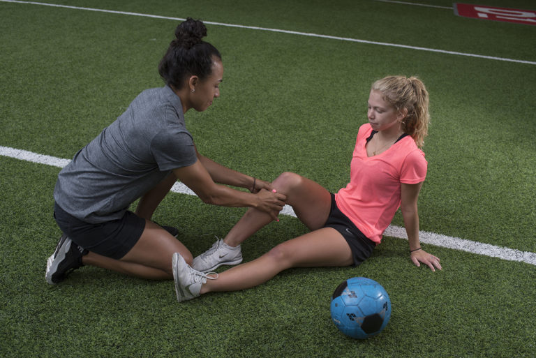 The 4 People Who Can Help Your Child Avoid Sports Injuries