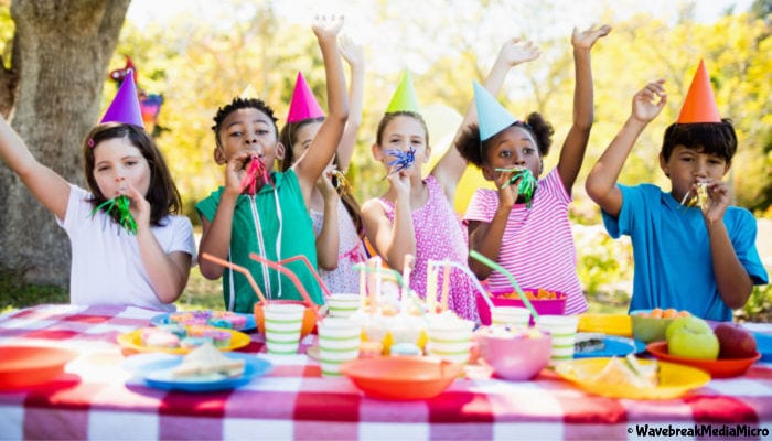10 Common Birthday Party Etiquette Questions