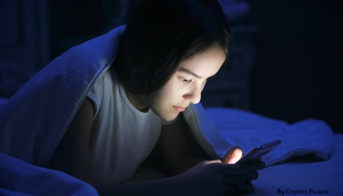 Why You Should Take Away Phones & Tablets at Night