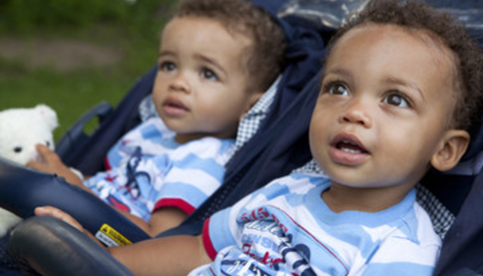 40 Tips for Raising Twin Babies