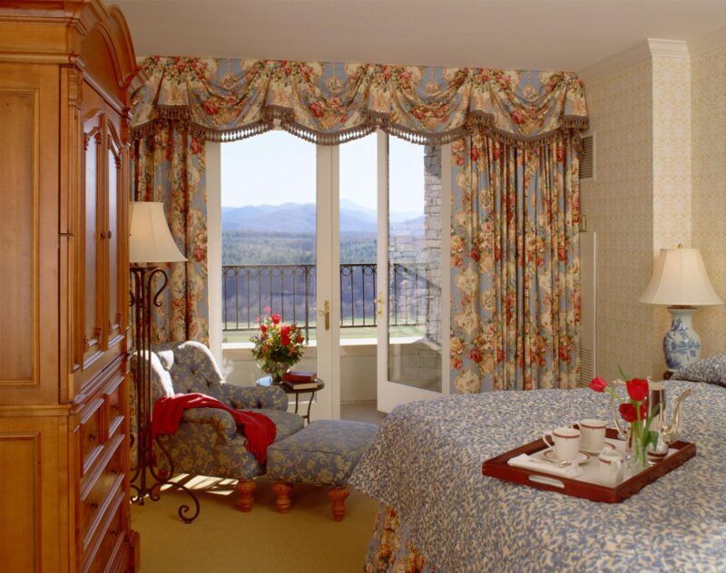 Biltmore rooms inside the castle bedroom