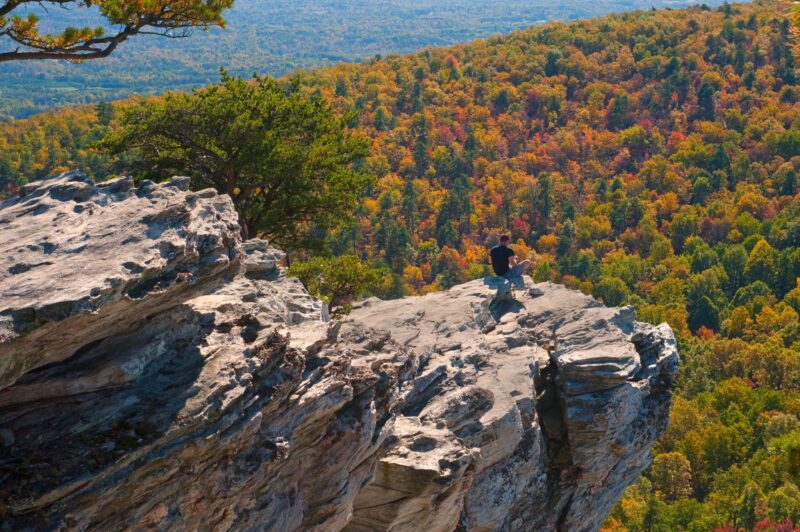 This image has an empty alt attribute; its file name is Hanging-Rock-View-from-Side-Aerial-Man-Fall-Color-800x532.jpg
