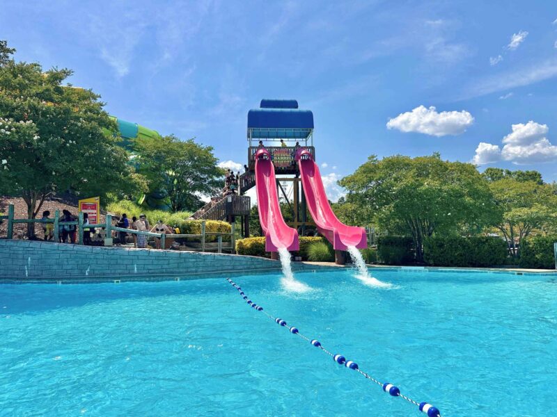 Slides at Wet N Wild Emerald Pointe