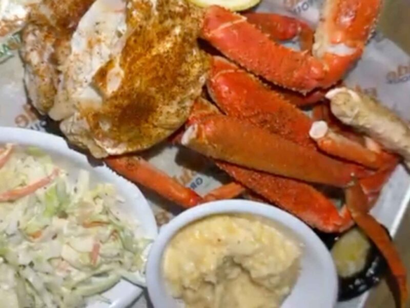 Dinner at Crabby's Beachside st. augustin