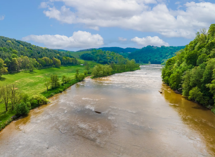 Sparta, NC river creek in the summer