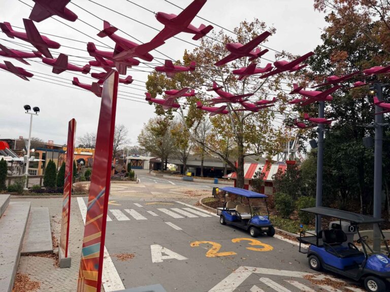 Carowinds Theme Park North Carolina: The Ultimate Guide for Families