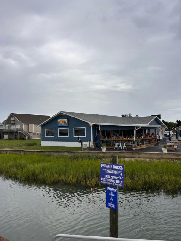 Breezeway Restaurant & Motel outside