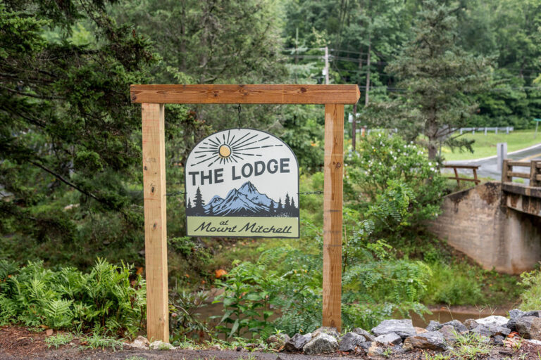 Burnsville the lodge entrance