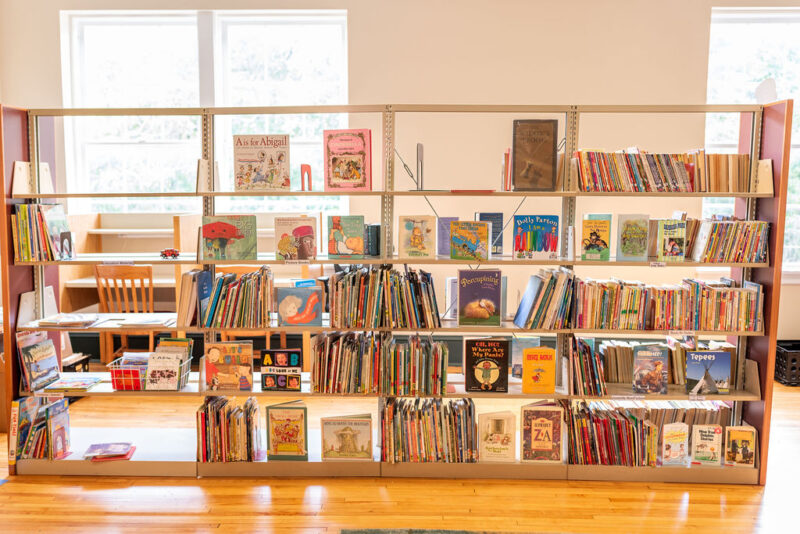Burnsville Public Library and Art Gallery