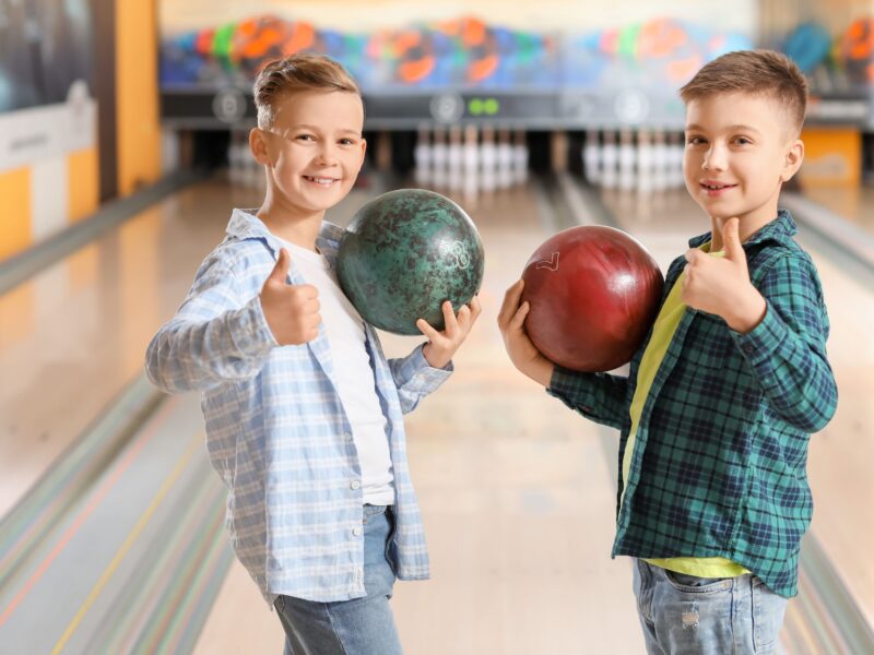 KIDS BOWLING