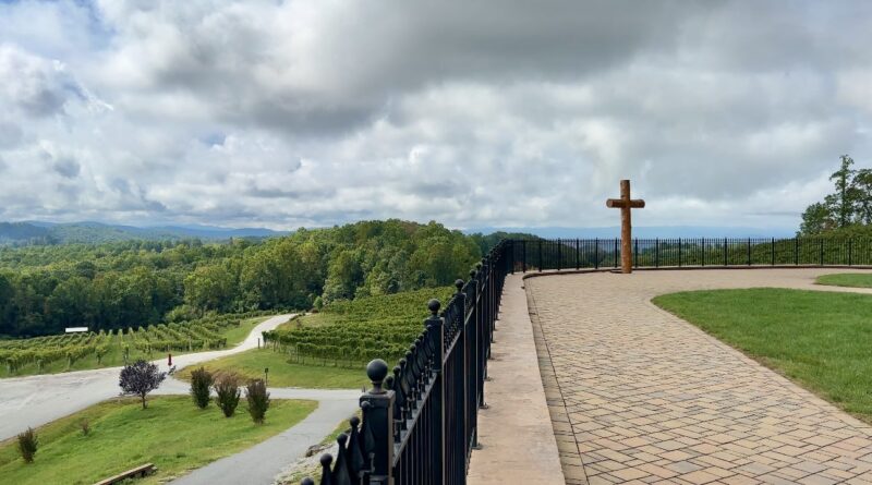 Best Family Activities & Attractions in Hendersonville, NC winery